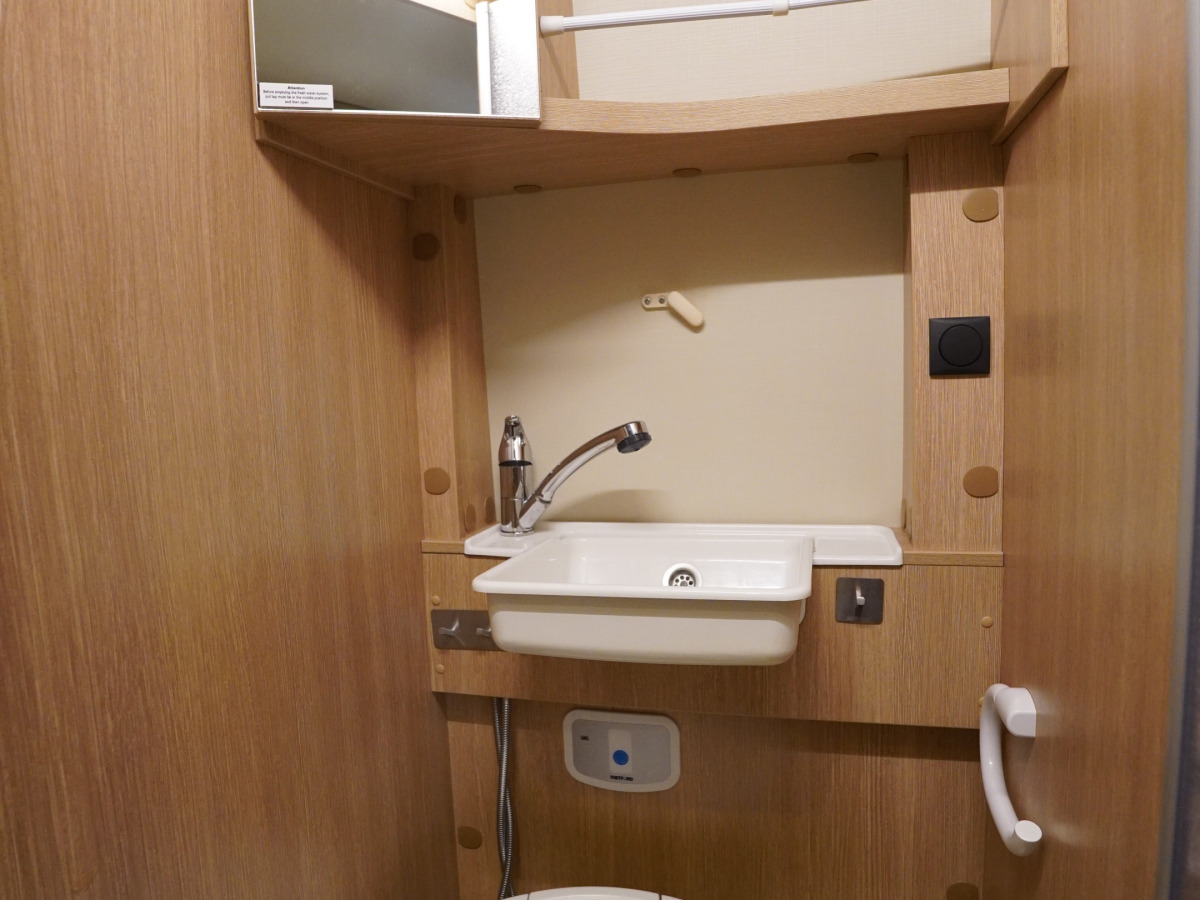 Roadcar 640 Van, Automat, bild 11 av 18
