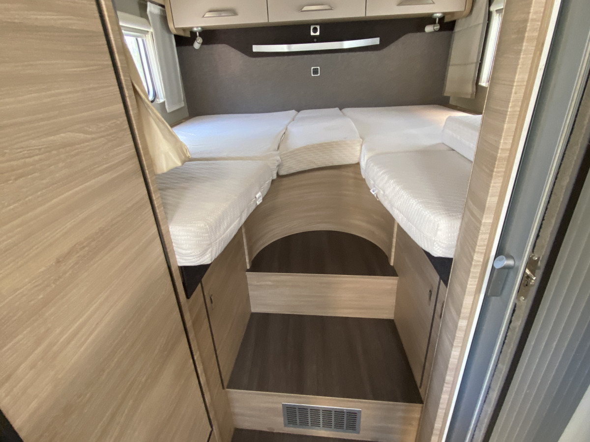 Knaus VAN TI PLUS 650 M / 4x4 / LÅNGBÄDDAR / AUTOMAT, bild 16 av 25