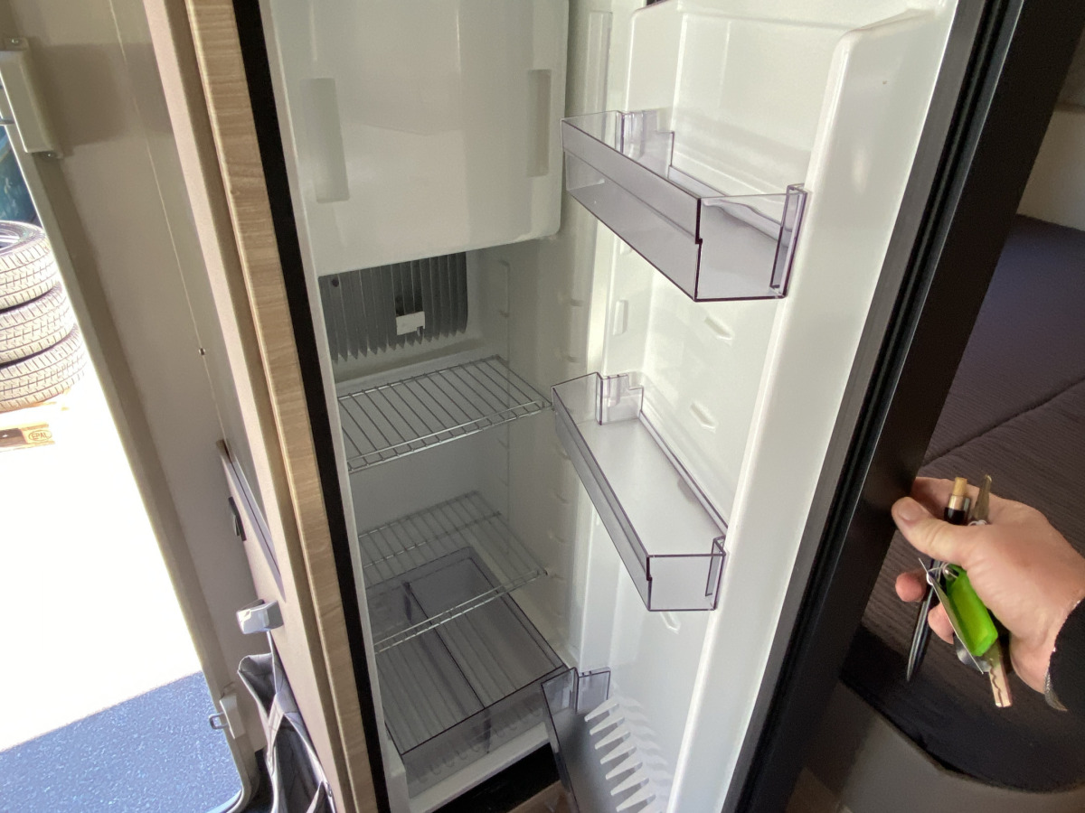 Knaus VAN TI PLUS 650 M / 4x4 / LÅNGBÄDDAR / AUTOMAT, bild 23 av 25
