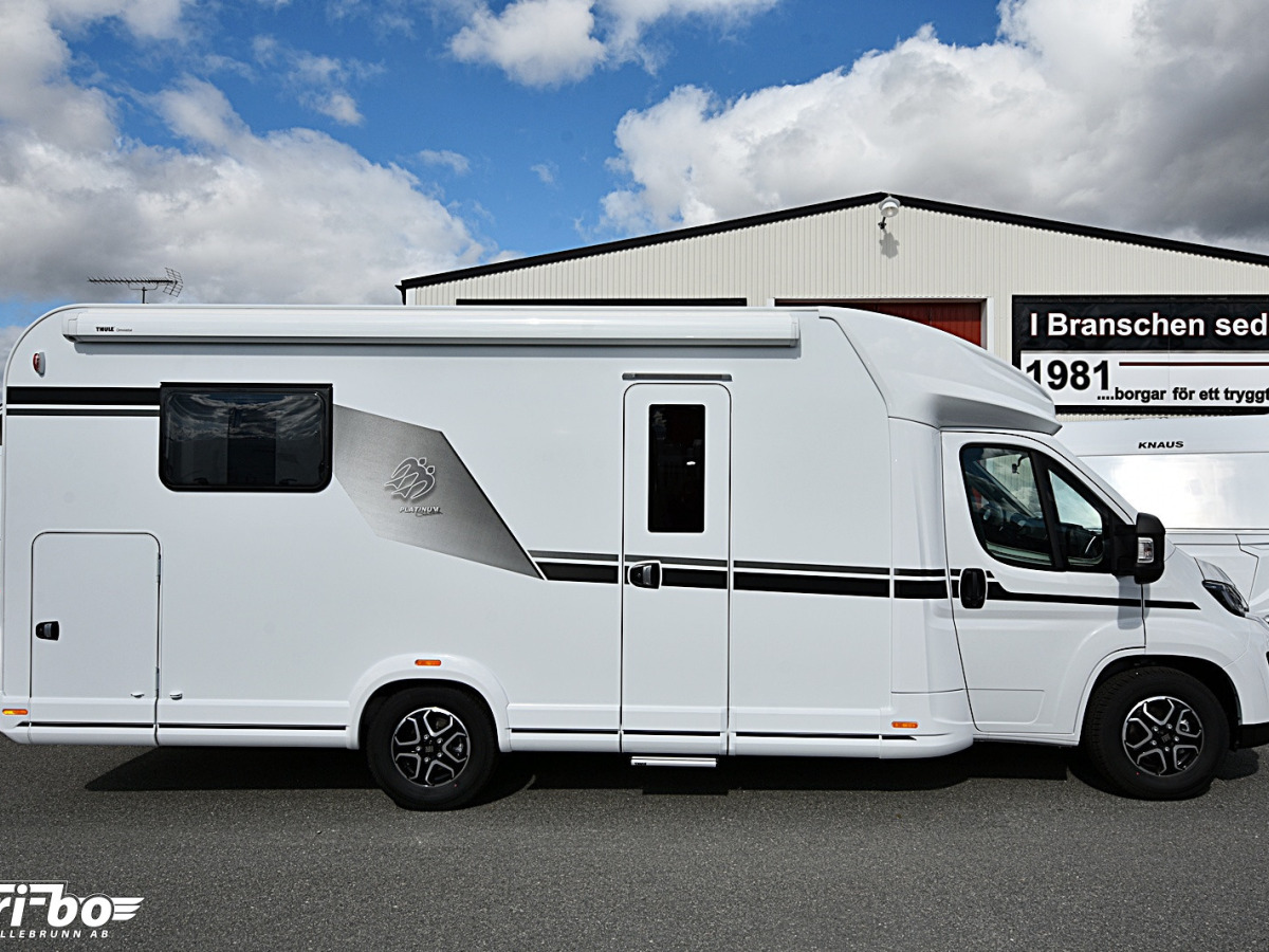 Knaus 700 LX LVE WAVE Platinum Selection, Queenbed, Dubbelbädd, bild 3 av 32