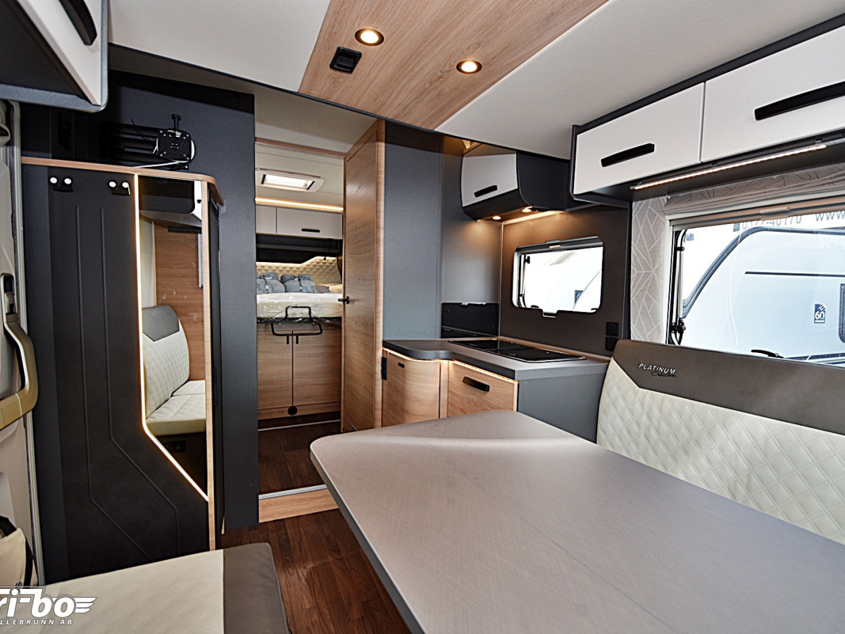 Knaus 700 LX LVE WAVE Platinum Selection, Queenbed, Dubbelbädd, bild 7 av 32