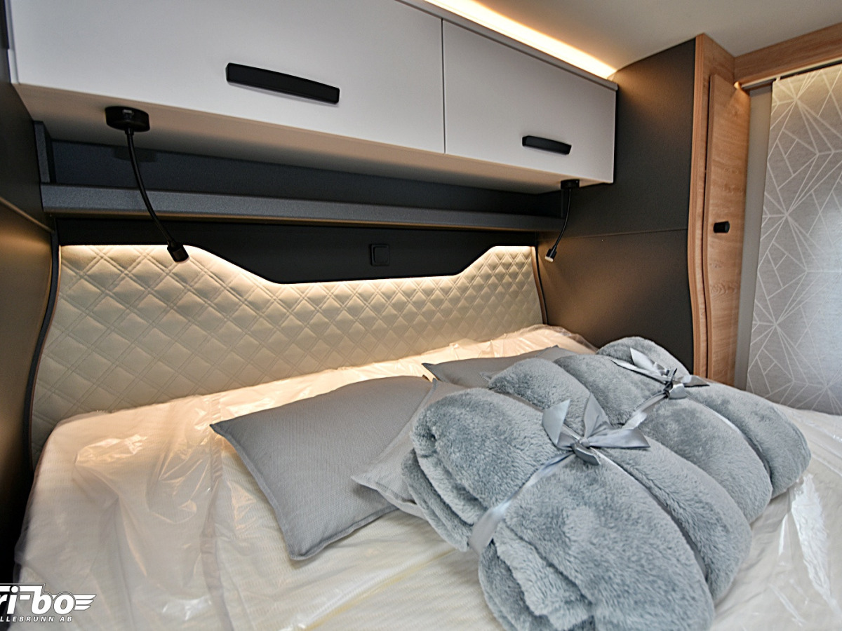 Knaus 700 LX LVE WAVE Platinum Selection, Queenbed, Dubbelbädd, bild 13 av 32