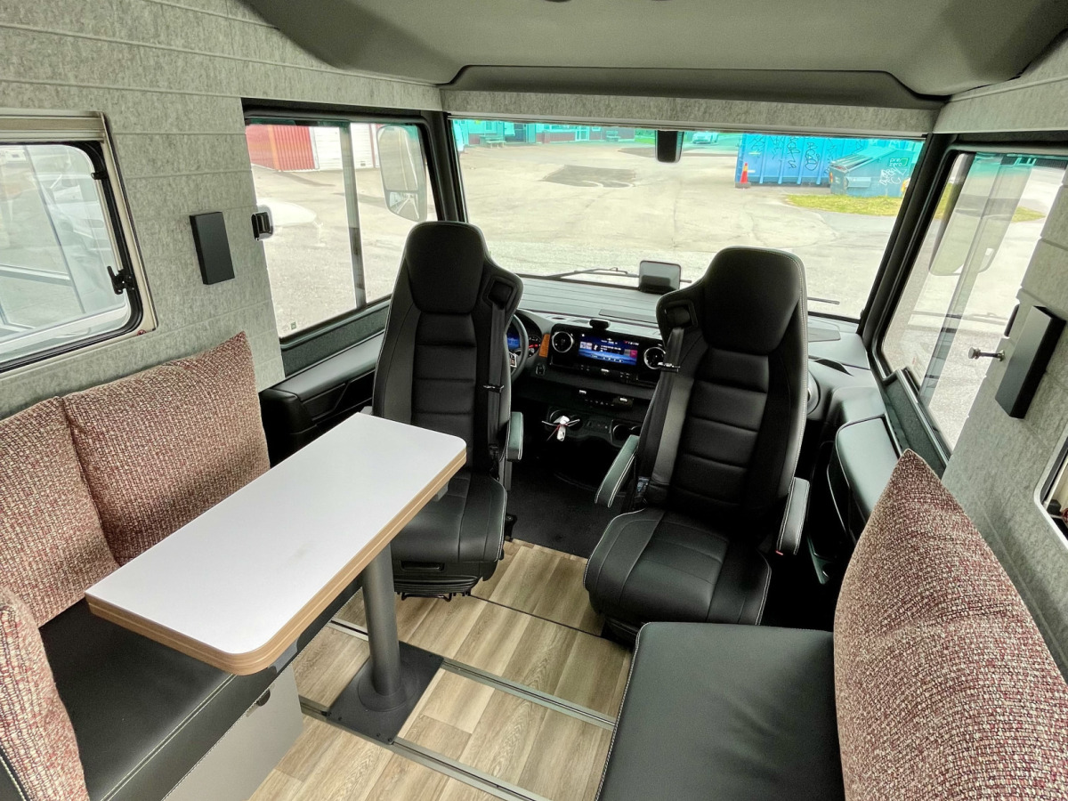 Niesmann Arto 78 - MERCEDES / AL-KO / ENORMA TANKAR / LÅNGBÄDDAR, bild 4 av 16