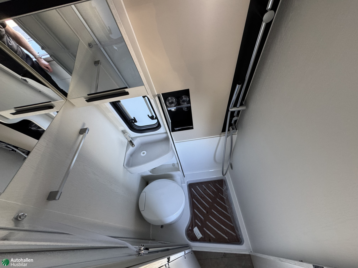 Karmann Davis 620 Lifestyle/ Van Kampanj- Extra Öppet Lördag o Söndag-, bild 13 av 20