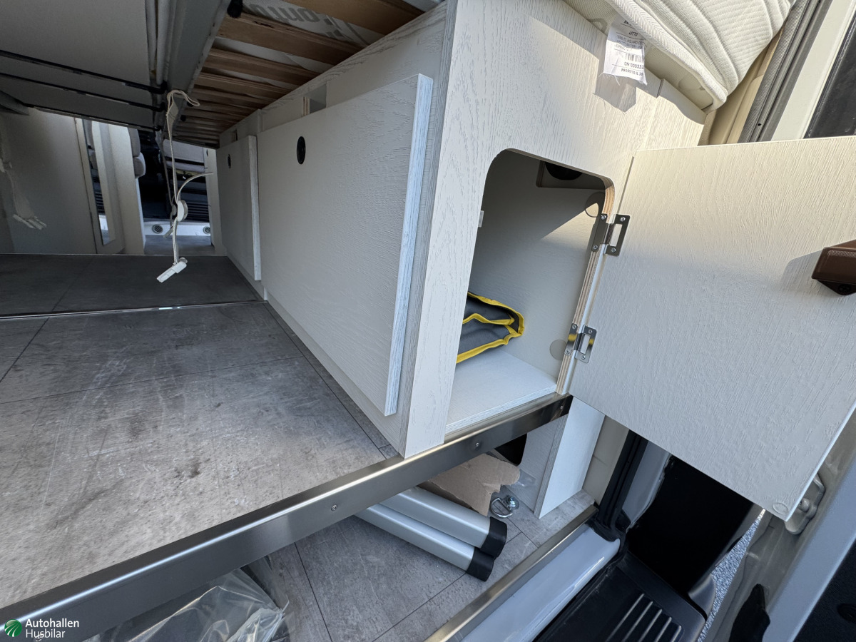 Karmann Davis 620 Lifestyle/ Van Kampanj- Extra Öppet Lördag o Söndag-, bild 18 av 20