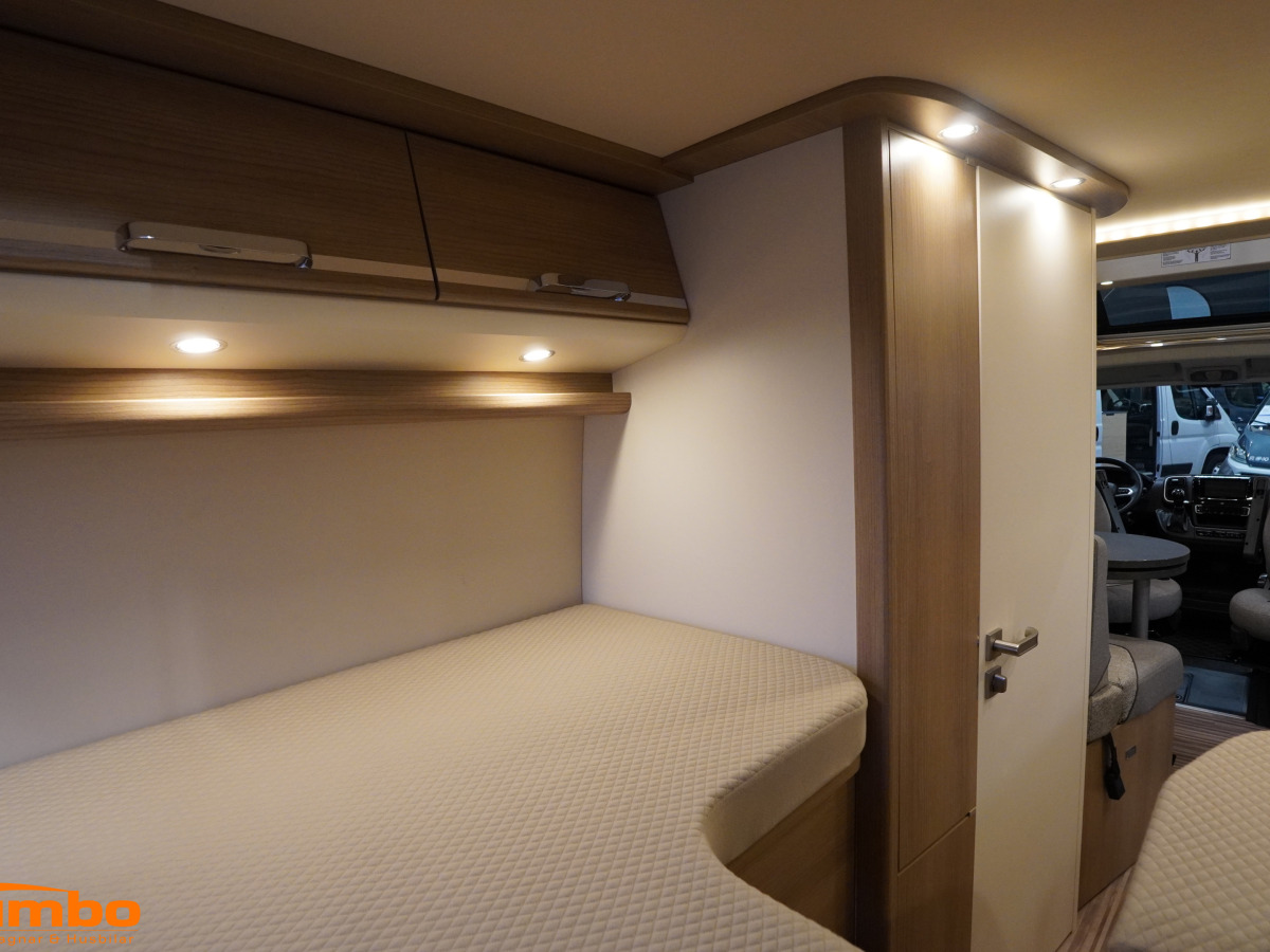 Malibu VAN 640 LE RB GT skyview Pop up Automat 9G 180hk, bild 15 av 23