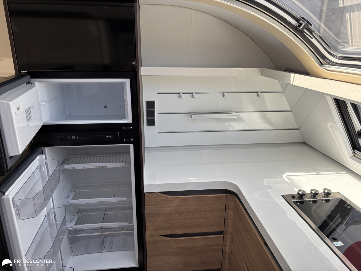 Adria ALPINA 753 HT *ALDE Värme/ Mover / Tält*, bild 4 av 38