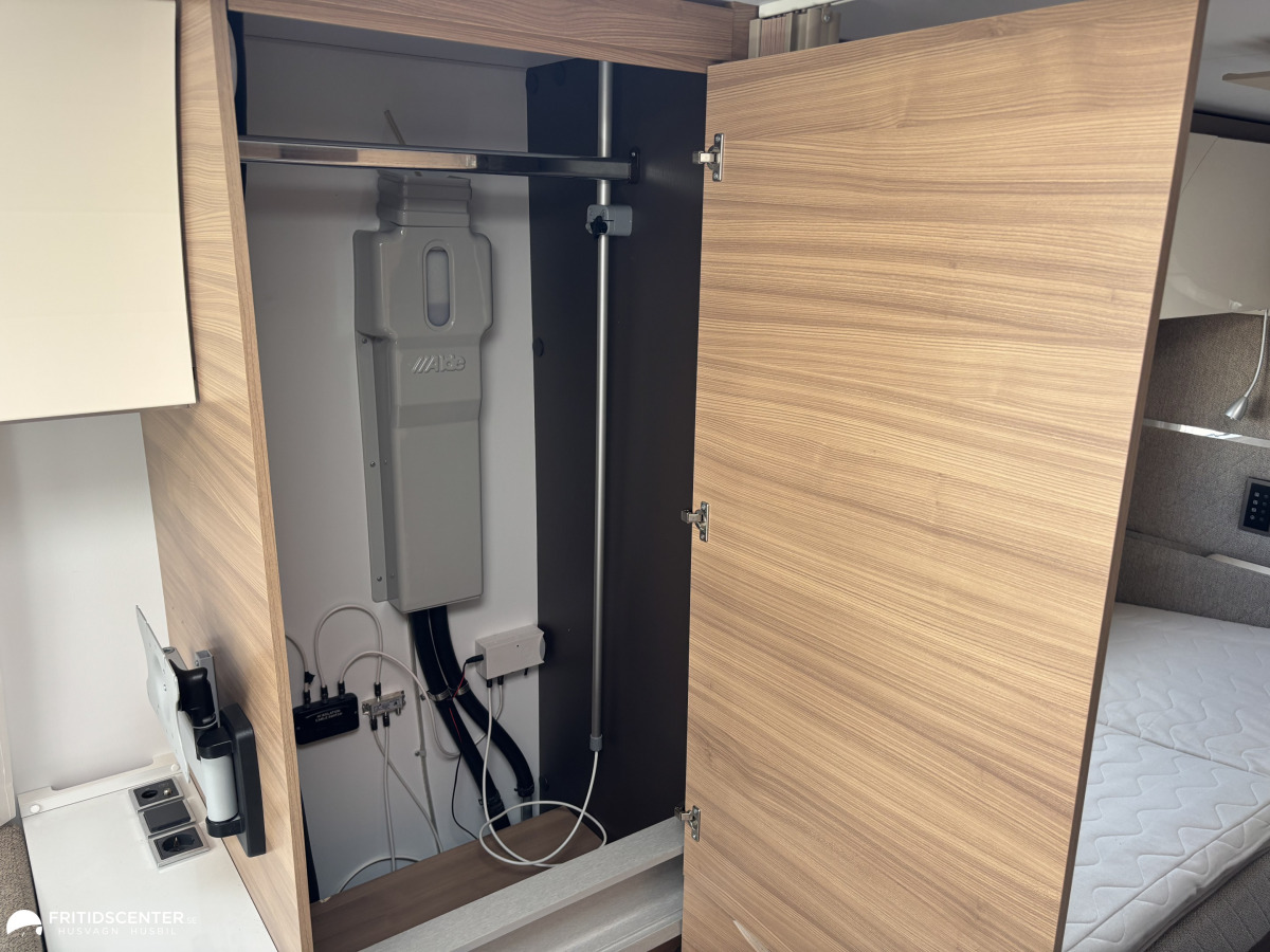 Adria ALPINA 753 HT *ALDE Värme/ Mover / Tält*, bild 20 av 38
