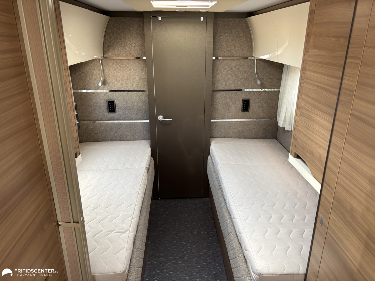 Adria ALPINA 753 HT *ALDE Värme/ Mover / Tält*, bild 21 av 38