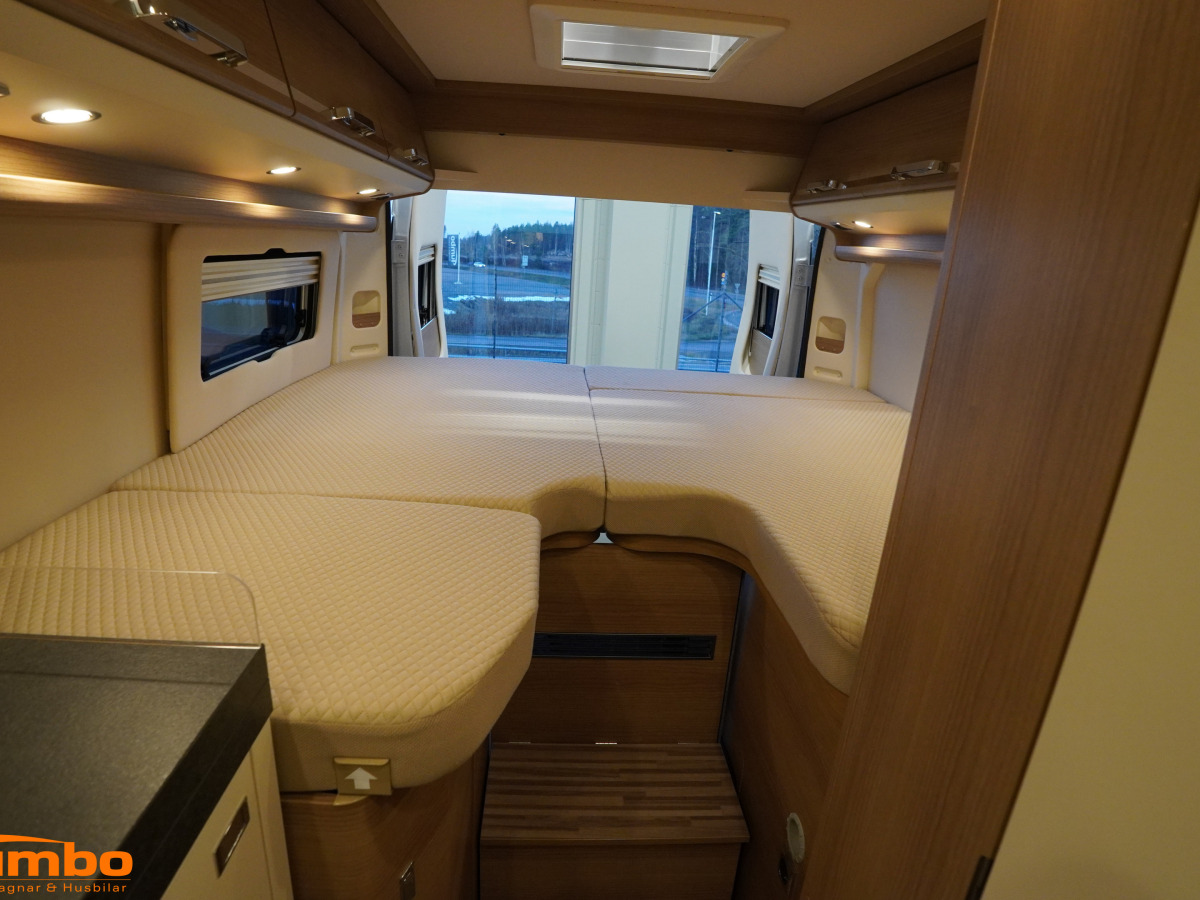 Malibu VAN 640 LE RB GT skyview Pop up Automat 9G 180hk, bild 12 av 23