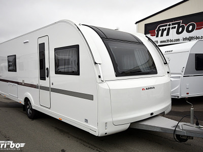 Adria 613 UT Adora, Queenbed