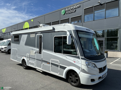 Knaus R04 700 Sky Plus