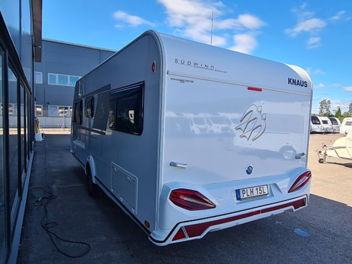 Knaus 580 UF Scandinavian Bra utrustad, bild 3 av 13