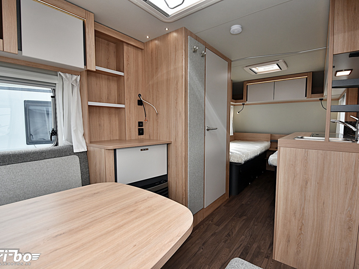 Knaus 460 EU Sport, Långbäddar, bild 7 av 26