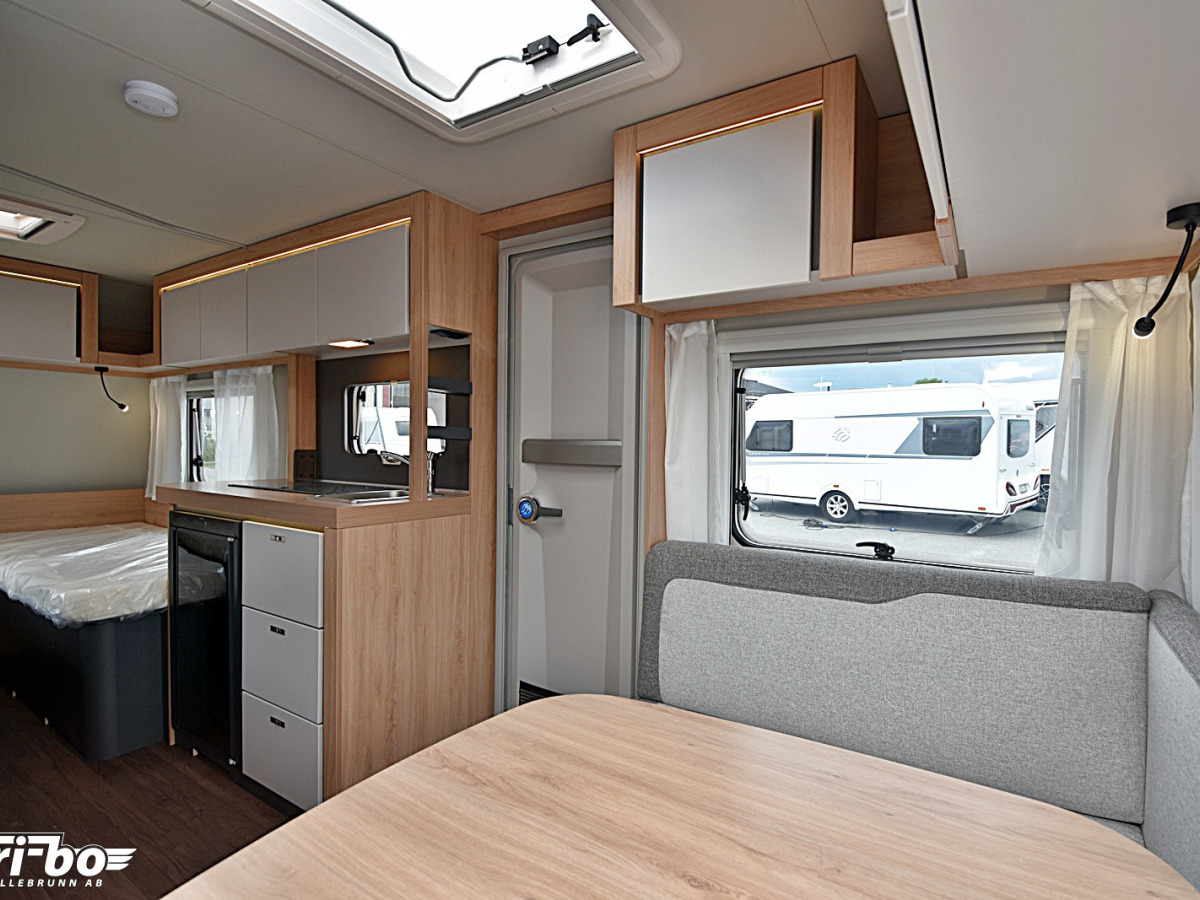 Knaus 460 EU Sport, Långbäddar, bild 9 av 26