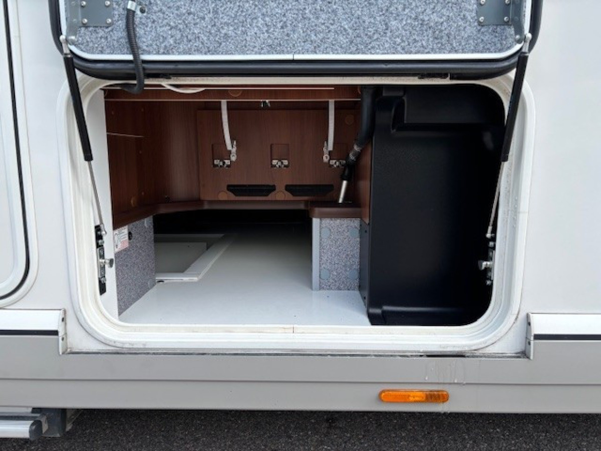 Carthago CHIC E-LINE I 51 QB, bild 5 av 19