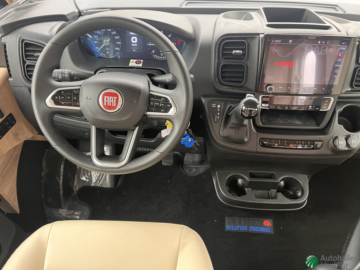 Eura Mobil Integra Line 720 QF, bild 3 av 7