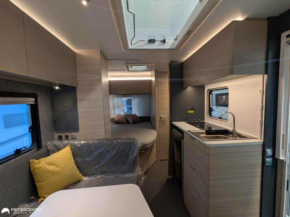 Adria Altea 432 PX *Smidig modern resevagn, bild 3 av 22