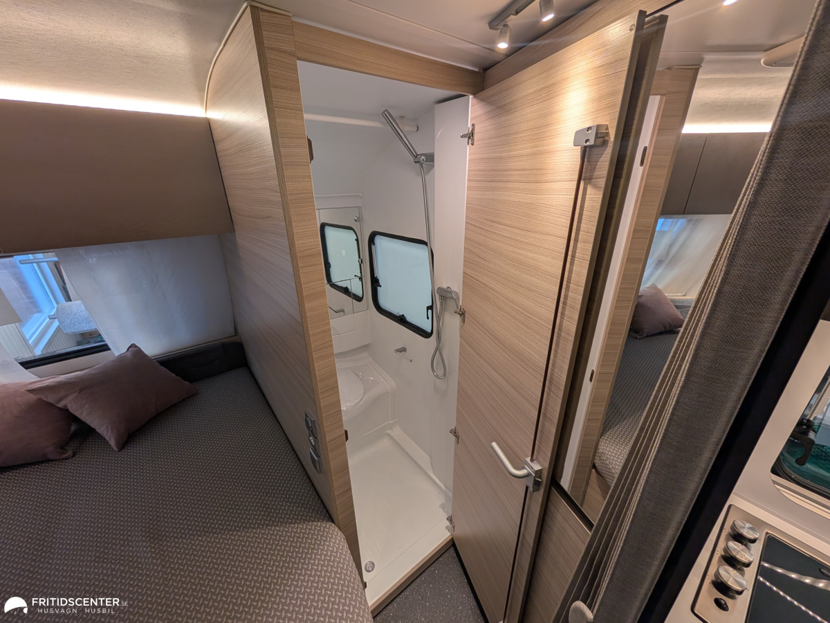 Adria Altea 432 PX *Smidig modern resevagn, bild 12 av 22