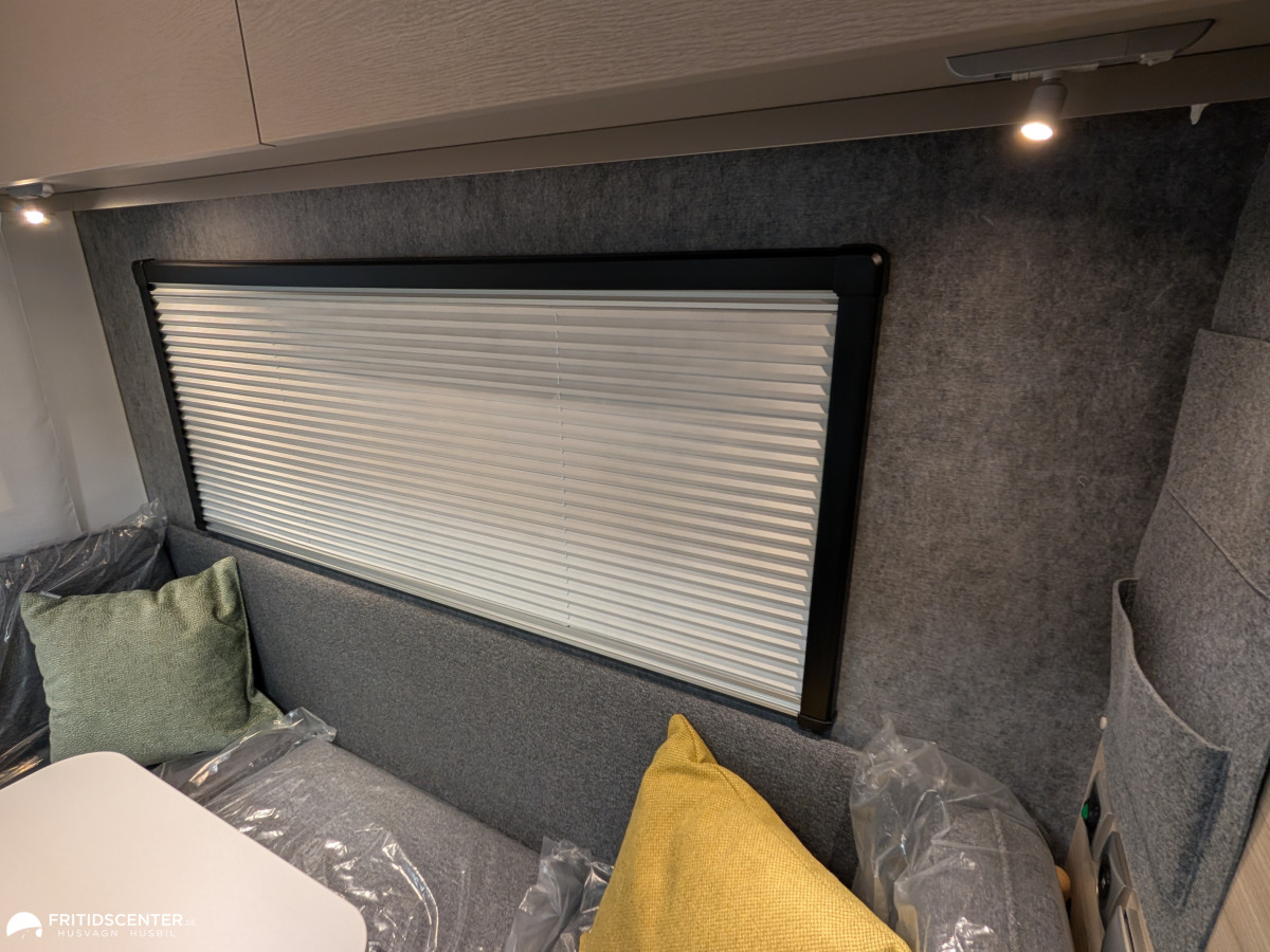 Adria Altea 432 PX *Smidig modern resevagn, bild 18 av 22