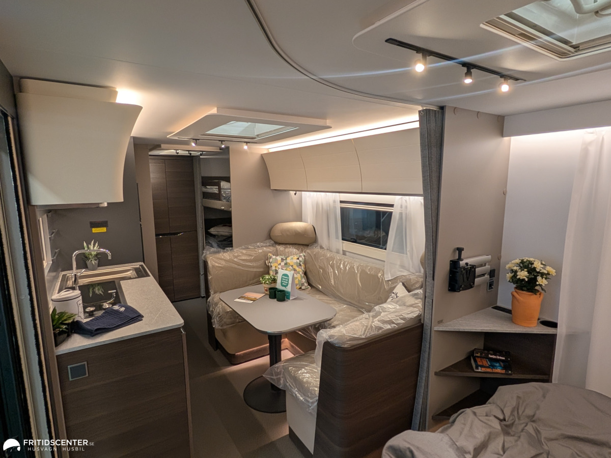 Adria Alpina 663 PT *Familjevagn med privata zoner / Välutrustad / ALDE, bild 5 av 33