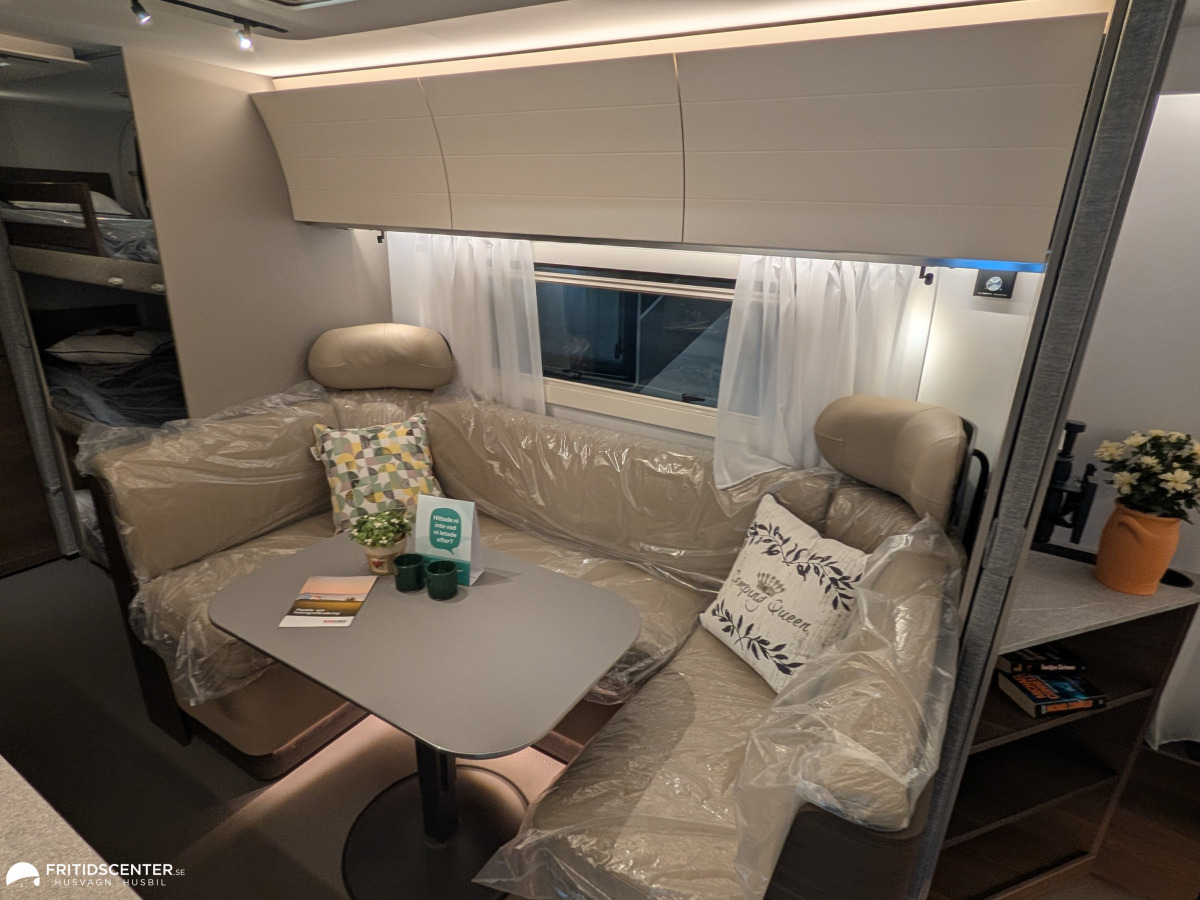 Adria Alpina 663 PT *Familjevagn med privata zoner / Välutrustad / ALDE, bild 6 av 33