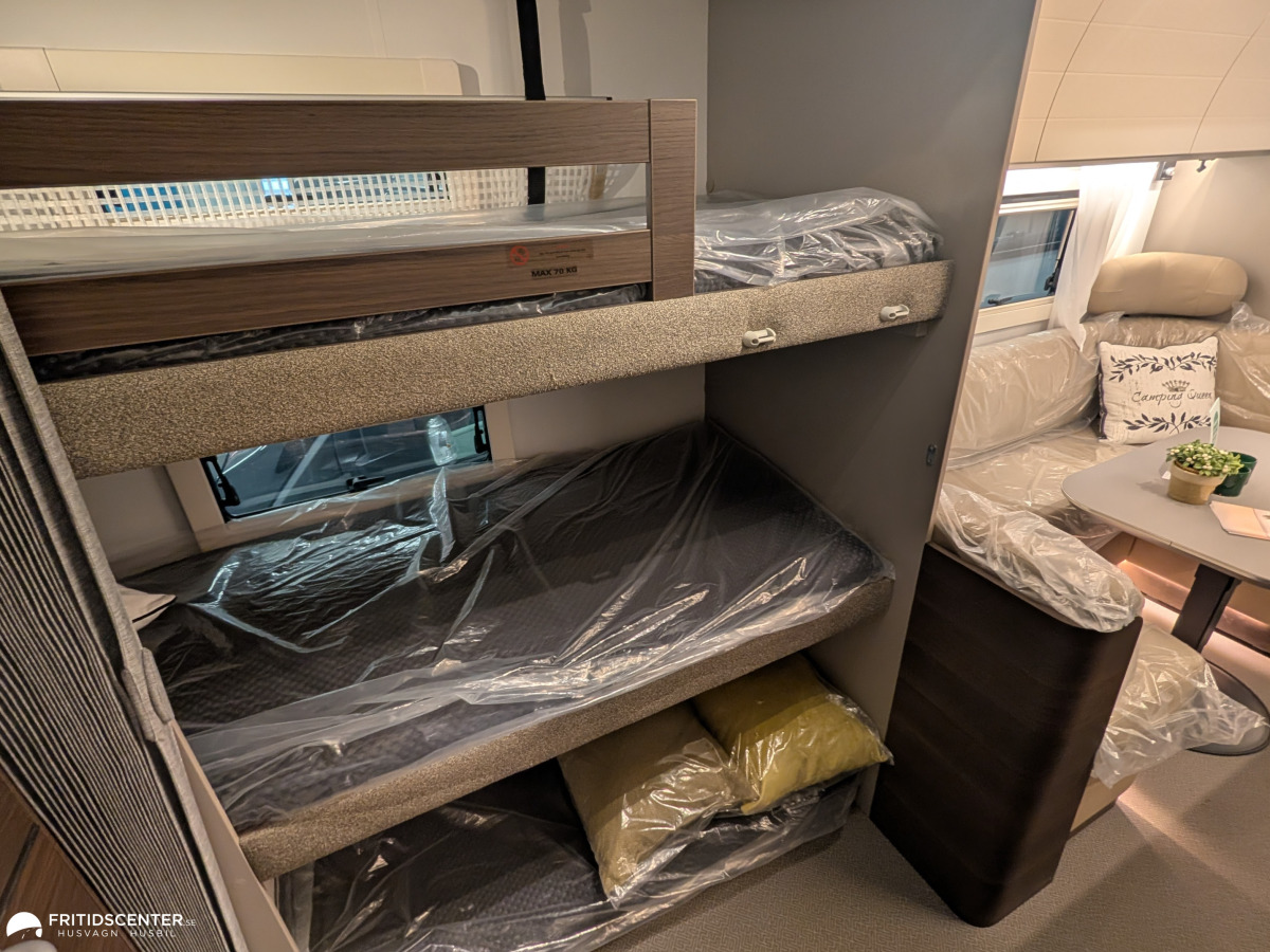 Adria Alpina 663 PT *Familjevagn med privata zoner / Välutrustad / ALDE, bild 13 av 33
