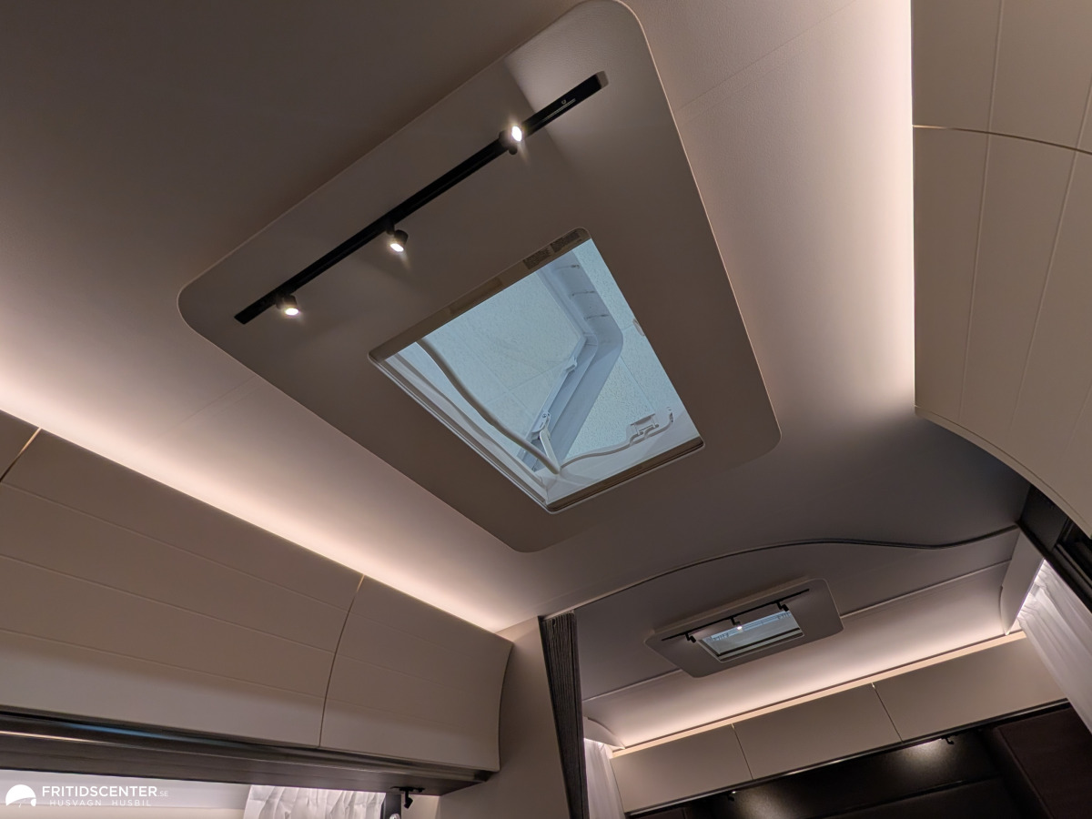 Adria Alpina 663 PT *Familjevagn med privata zoner / Välutrustad / ALDE, bild 29 av 33