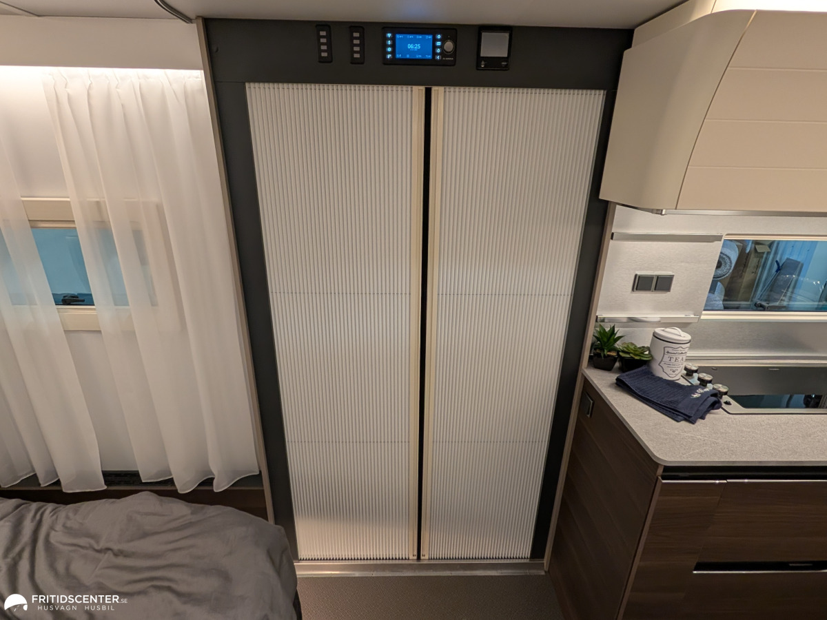 Adria Alpina 663 PT *Familjevagn med privata zoner / Välutrustad / ALDE, bild 31 av 33