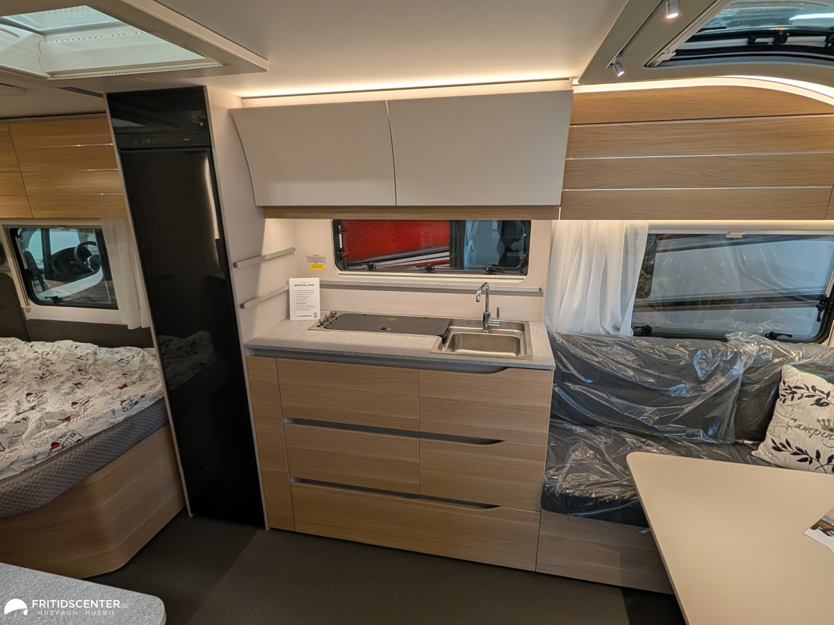 Adria ADORA 522 UP *ALDE / Panoramafönster, bild 8 av 28