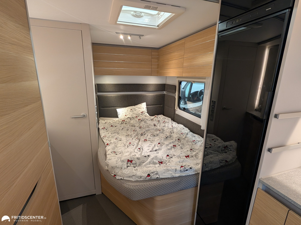 Adria ADORA 522 UP *ALDE / Panoramafönster, bild 11 av 28