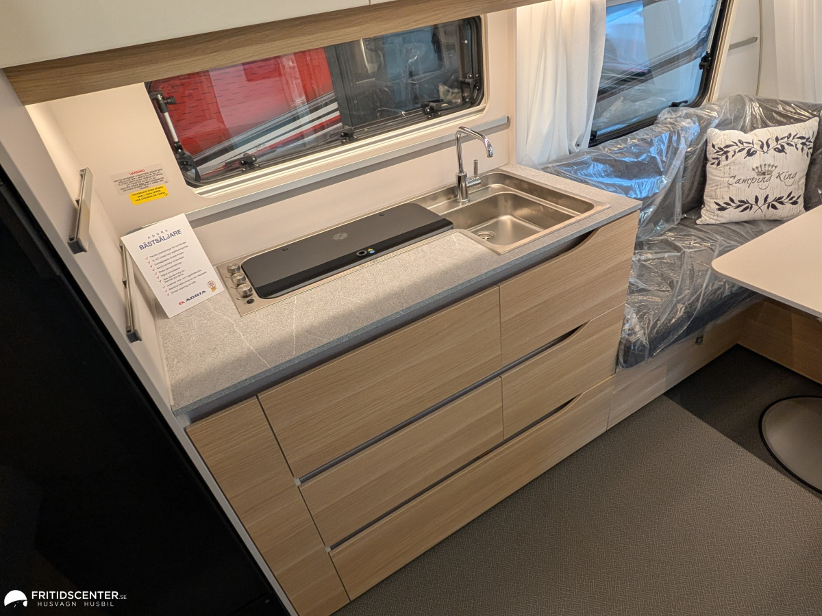 Adria ADORA 522 UP *ALDE / Panoramafönster, bild 17 av 28