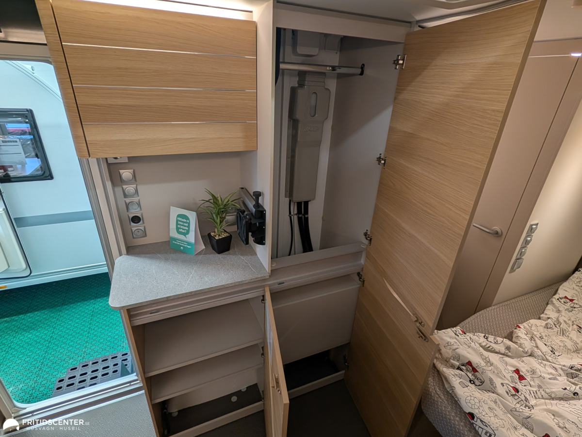 Adria ADORA 522 UP *ALDE / Panoramafönster, bild 21 av 28
