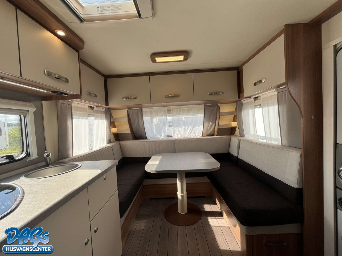 Weinsberg 740 UDF Ice Edition, bild 6 av 15