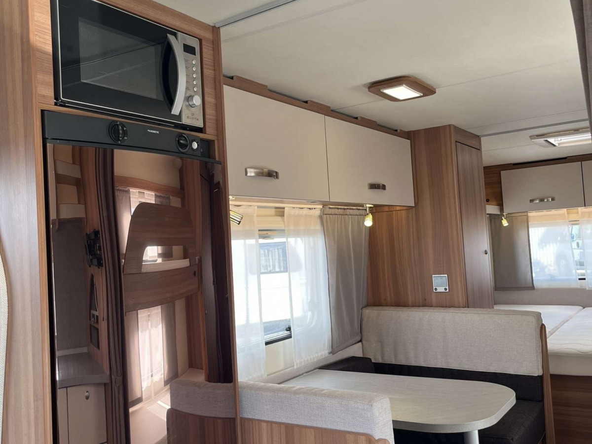 Weinsberg 740 UDF Ice Edition, bild 9 av 15