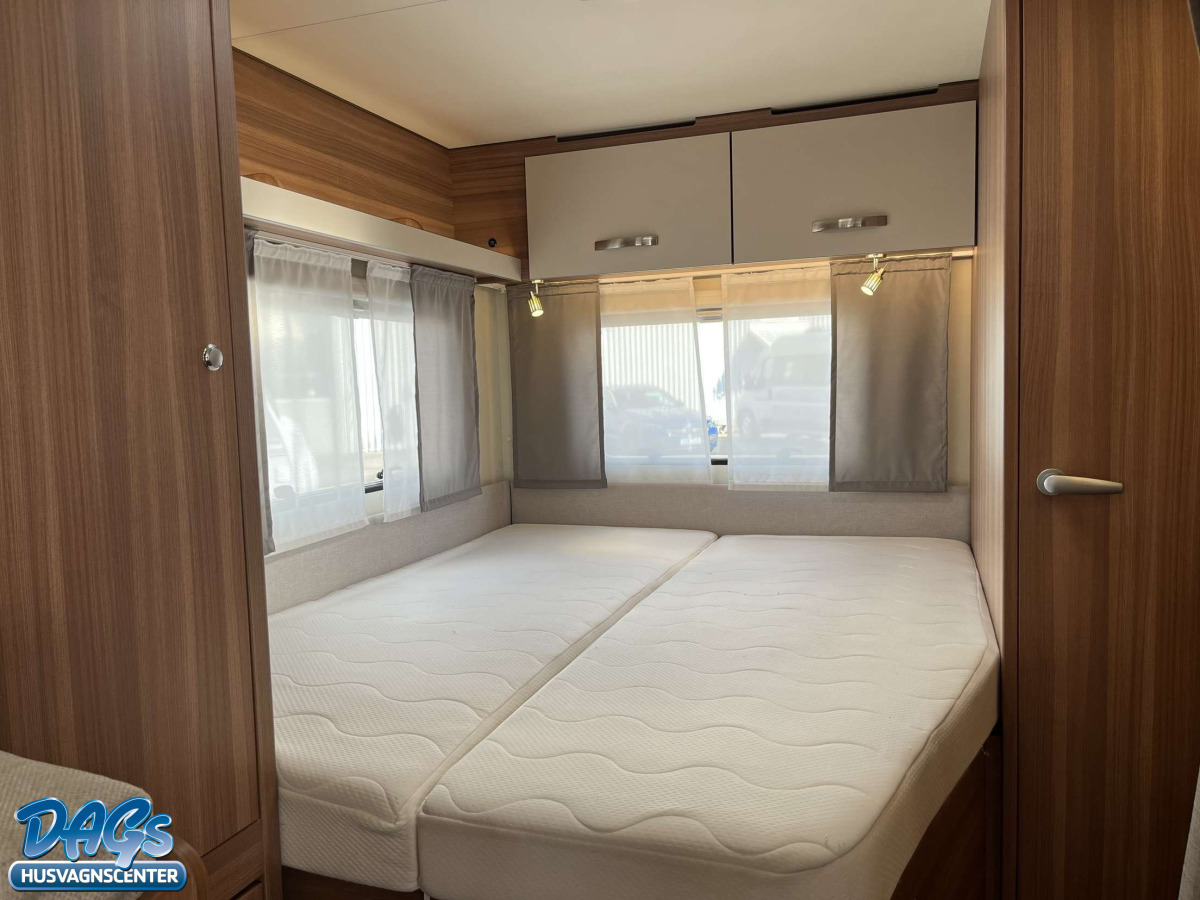 Weinsberg 740 UDF Ice Edition, bild 12 av 15