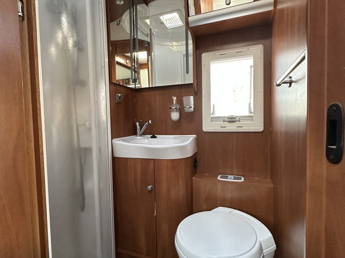 Laika ECOVIP 305 AUTOMAT 5,99M, bild 17 av 23