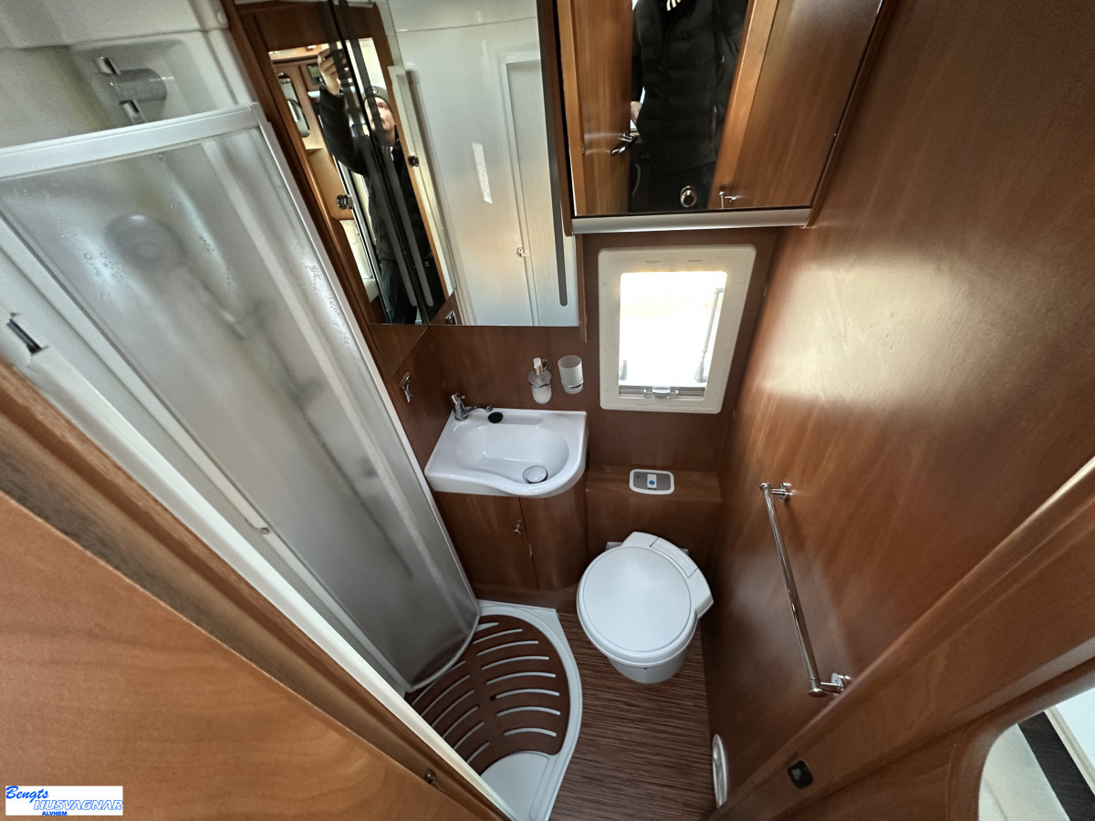 Laika ECOVIP 305 AUTOMAT 5,99M, bild 19 av 23