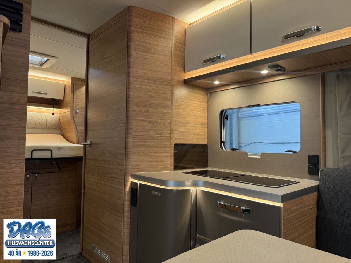 Weinsberg CaraSuite 700 DX DEMOUTFÖRSÄLJNING, bild 13 av 24