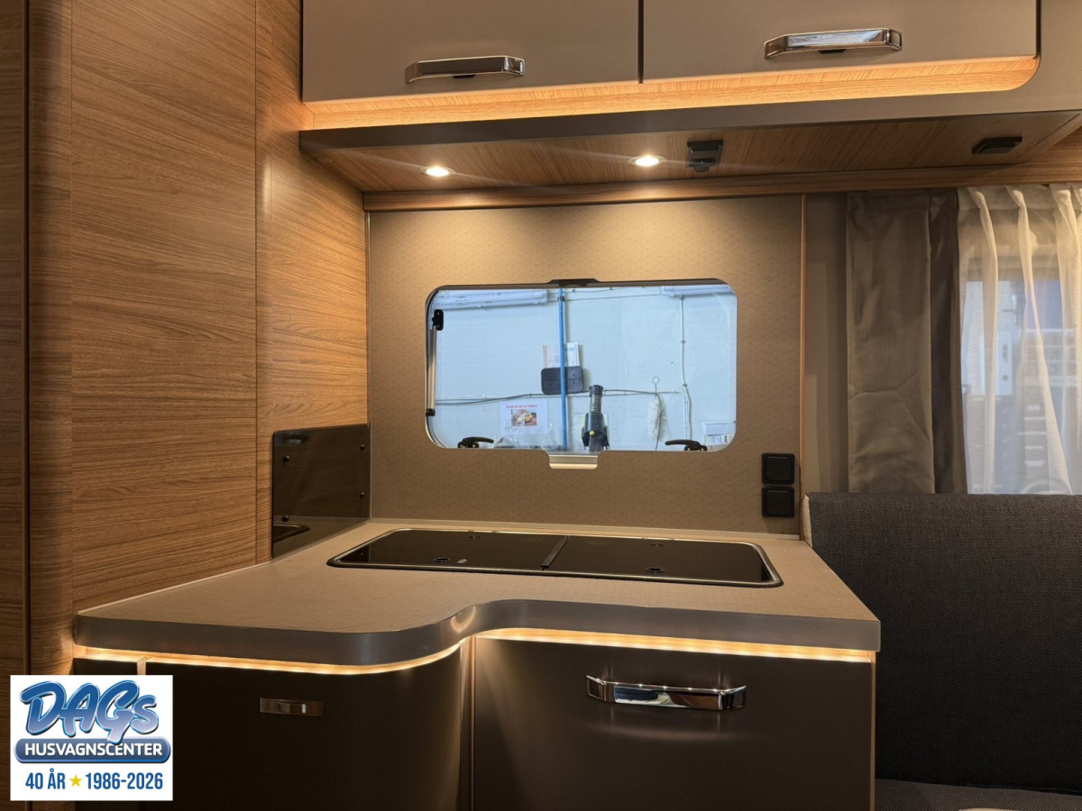 Weinsberg CaraSuite 700 DX DEMOUTFÖRSÄLJNING, bild 14 av 24