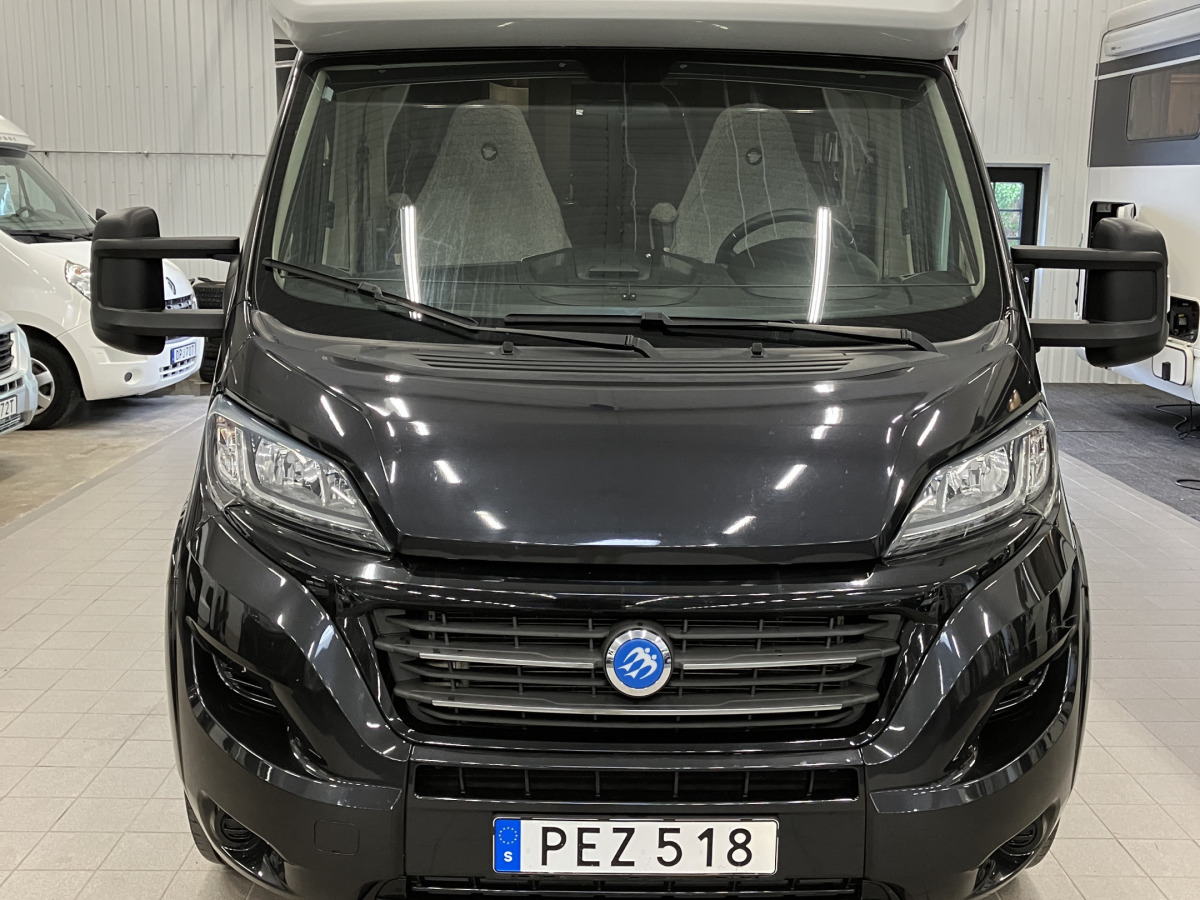 Knaus Sky Wave 700 Meg, bild 2 av 16