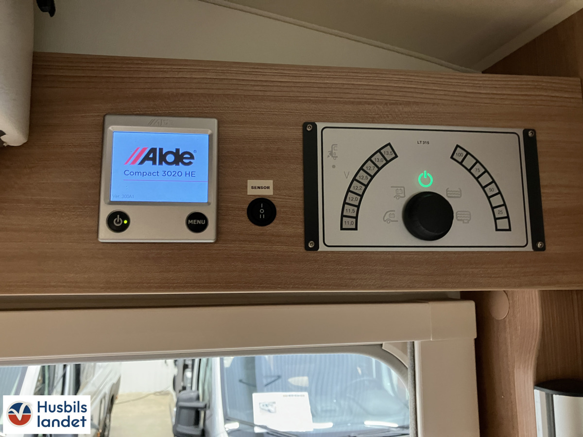 Knaus Sky Wave 700 Meg, bild 16 av 16