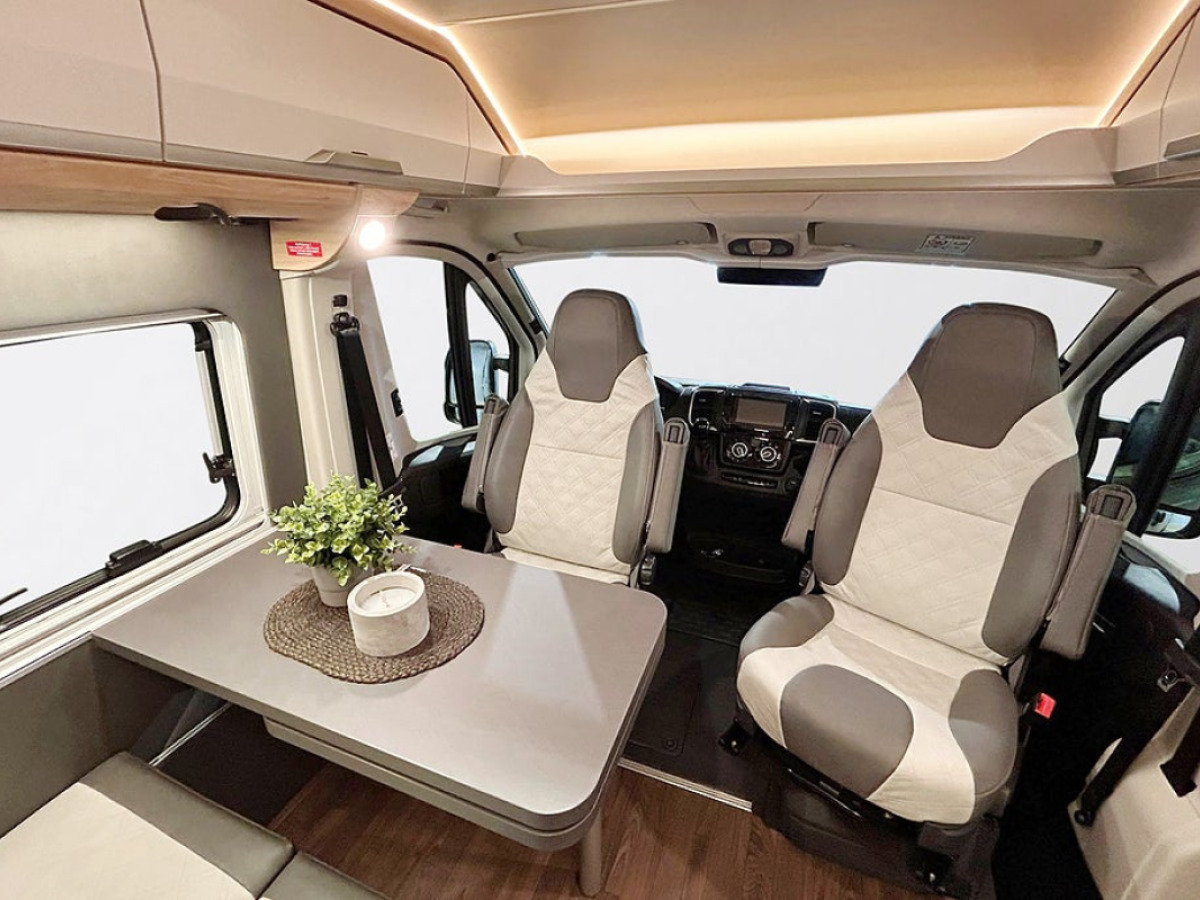 Knaus BOXLIFE 600 MQ AUTOMAT ADAPTIV FARTHÅLLARE DIESELVÄRMARE Lyftsän, bild 10 av 36