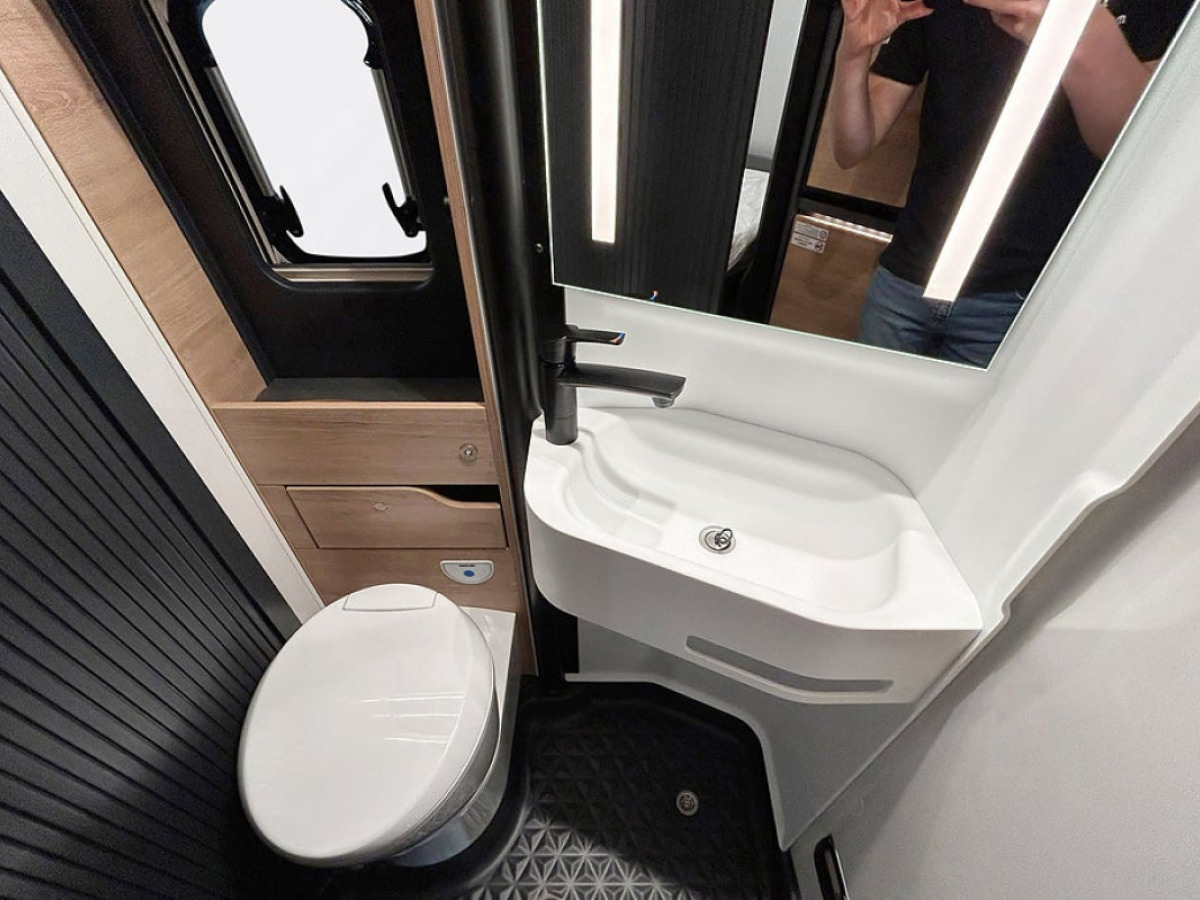 Knaus BOXLIFE 600 MQ AUTOMAT ADAPTIV FARTHÅLLARE DIESELVÄRMARE Lyftsän, bild 23 av 36