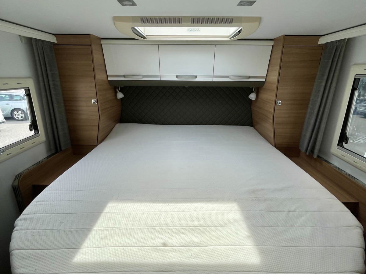 Adria CORAL PLUS 670 DC / QUEENBED / ALDE / DRAGKROK, bild 15 av 27