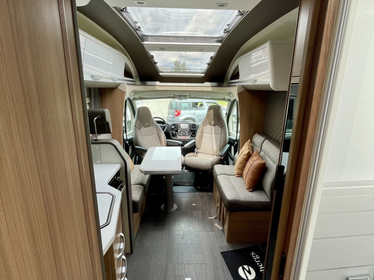 Adria CORAL PLUS 670 DC / QUEENBED / ALDE / DRAGKROK, bild 26 av 27
