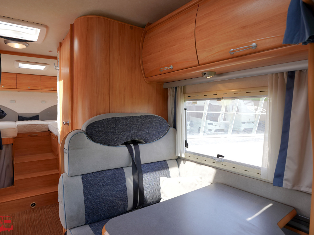 Adria Izola 697 SL Långbäddar Renoveringsobjekt, bild 7 av 42