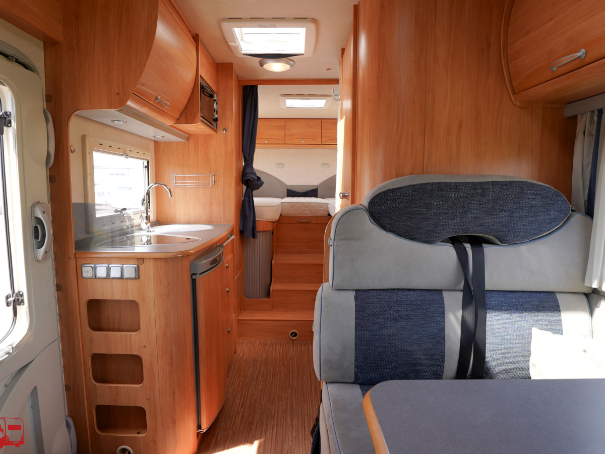 Adria Izola 697 SL Långbäddar Renoveringsobjekt, bild 8 av 42
