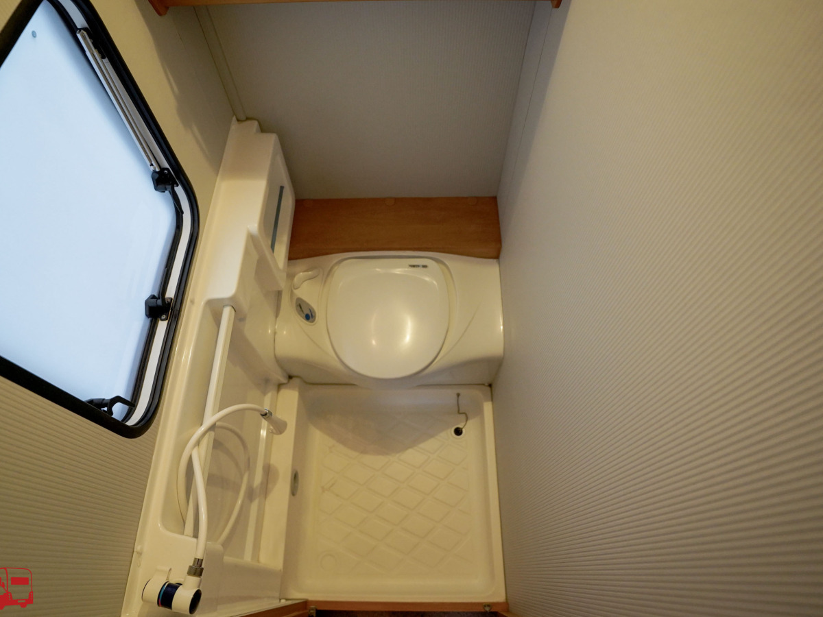 Knaus EIFELLAND H 495, bild 18 av 18