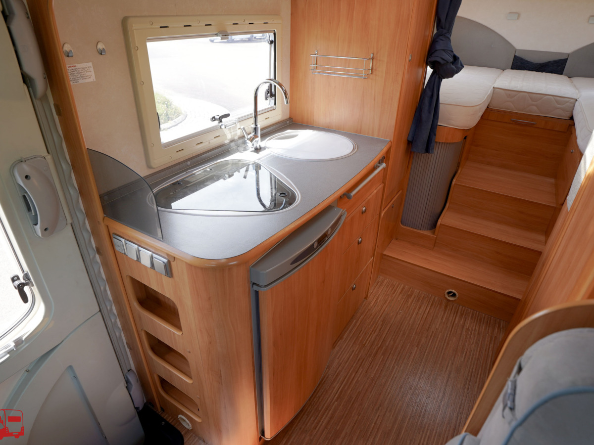 Adria Izola 697 SL Långbäddar Renoveringsobjekt, bild 9 av 42